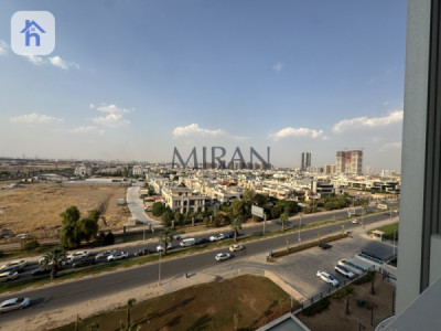 Elegant Apartment in Prime Location Image 14