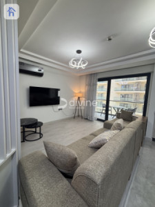 Studio Apartment image 2