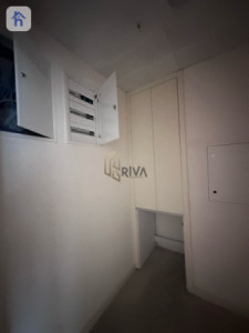 Modern 2 Bedroom Apartment Image 7