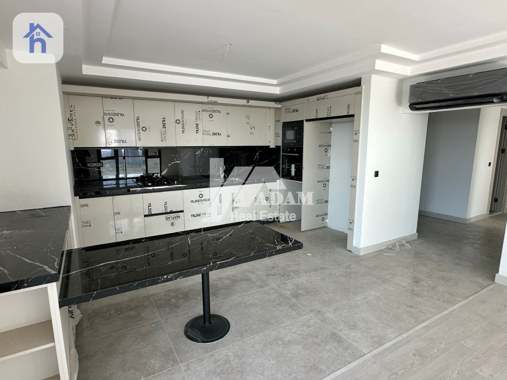 شقة بواجهة داخلیة