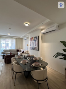 Modern Apartment image 8