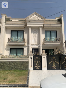 خانووی VIP image 1