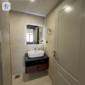 Stylish Apartment with Lovely Views Image 12