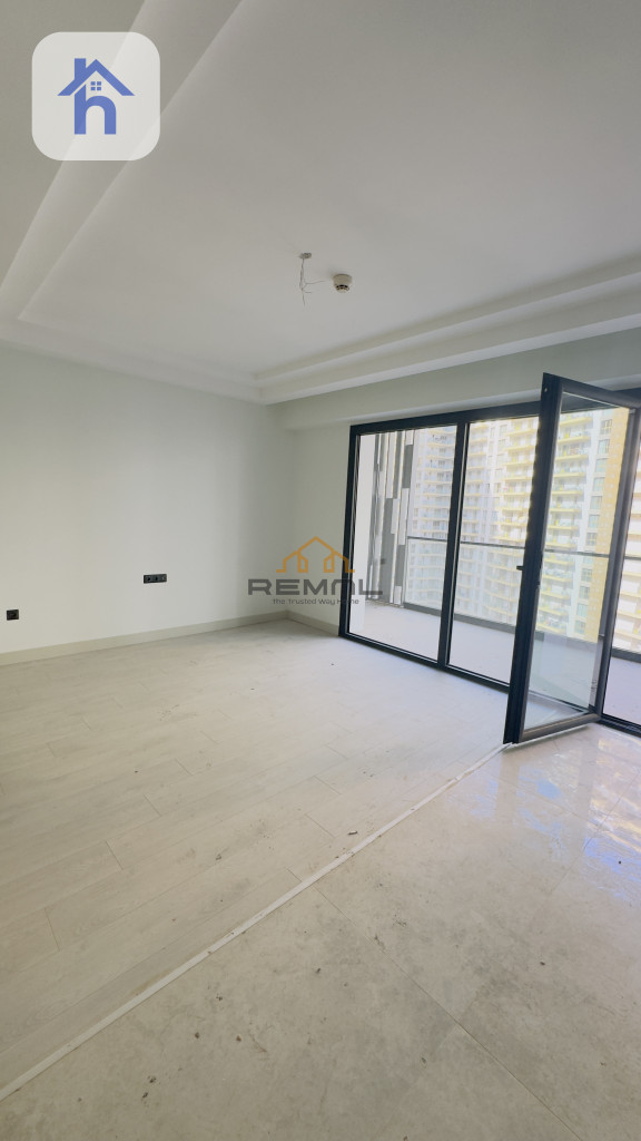 Modern Apartment with City Views Image 2