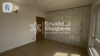 Spacious House with 4 Bedrooms for Rent Image 4