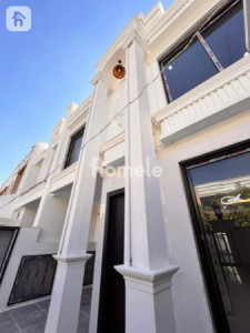 Bright and Airy Home for Sale Resim 3