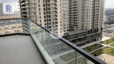 Luxury Two-Bedroom Apartment in Rami Towers Resim 11