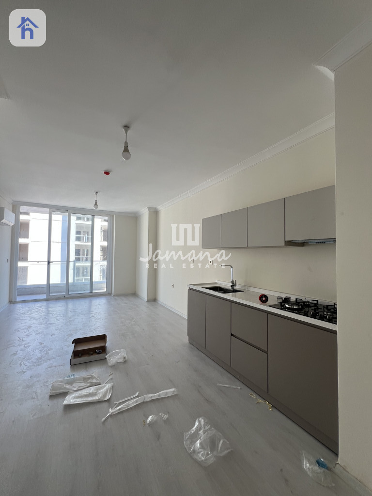 Bright Apartment with Spacious Layout