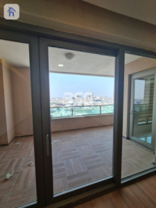 Modern 2-Bedroom Apartment Image 13