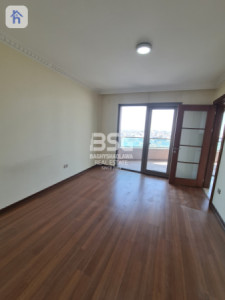 3 Bedroom Apartment Image 4