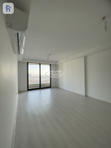 Bright and Spacious Apartment in Empire Pearl Towers image 1