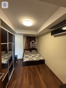 Stylish 4-Bedroom Apartment with High Floor Resim 6