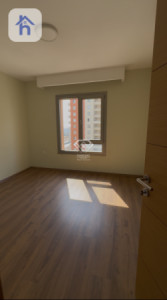Modern Apartment with City Views image 7
