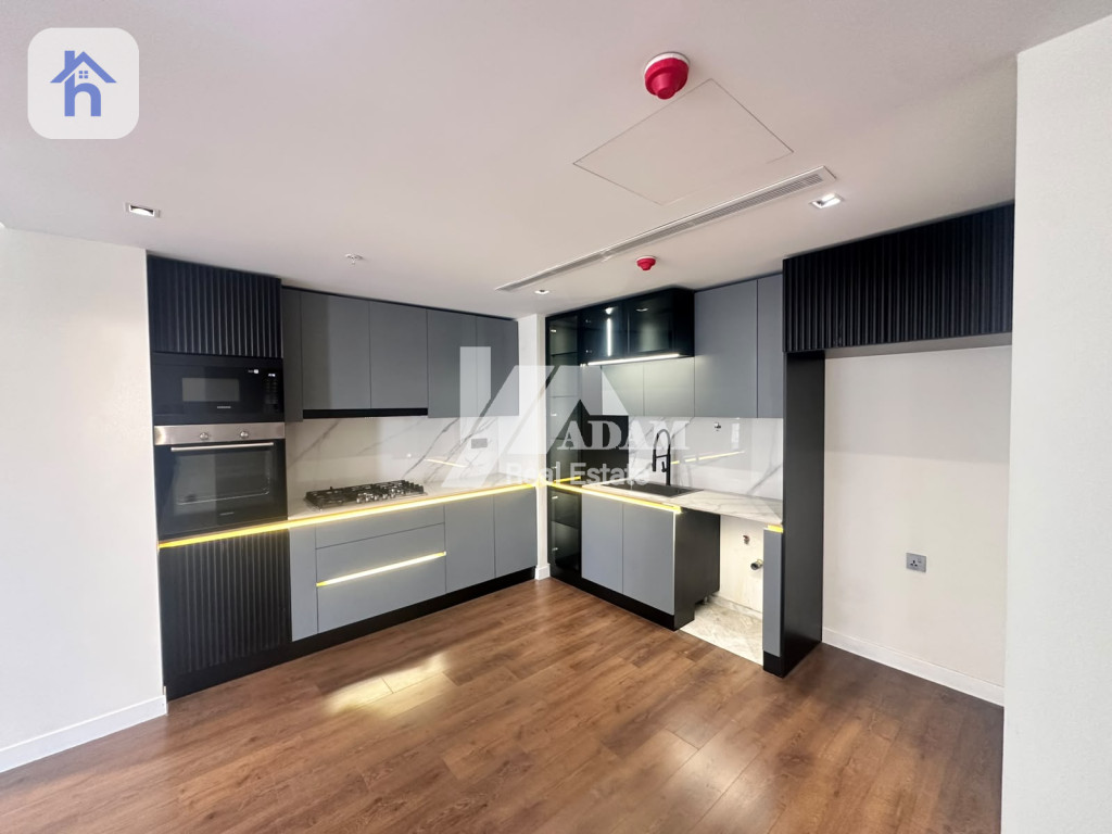 Bright and Airy 2-Bedroom Apartment