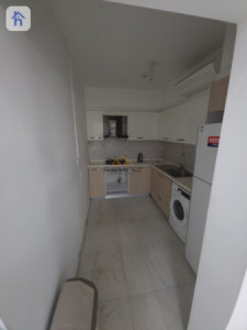 A studio apartment in empire wings image 4