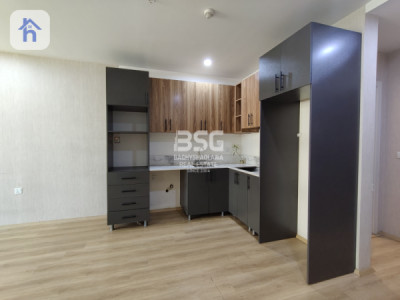 Modern 1-Bedroom Apartment Image 3