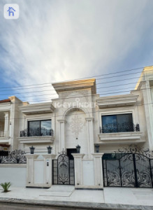 Luxury House image 2