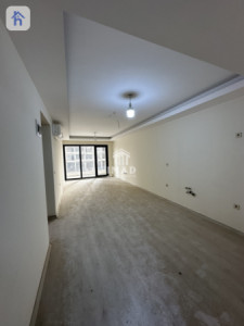 Elegant Two-Bedroom Apartment image 1