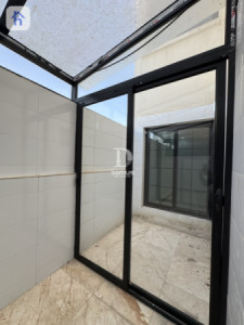 Modern House image 11
