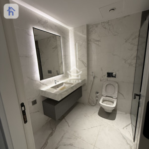 Modern 1-bedroom apartment Image 5