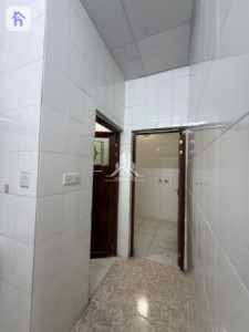 Modern House with 4 Bedrooms image 7