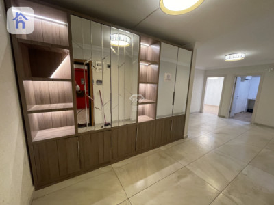 Modern 3-bedroom apartment in Star Towers image 5