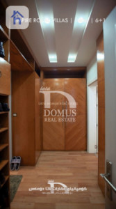 Luxurious Villa in Prime Location Image 14
