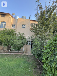 Spacious 5-Bedroom House in Italian Village 1 image 4