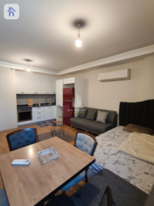 Modern Apartment in Star Towers Image 6