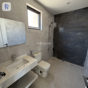Modern House image 12