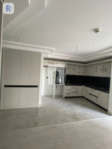 Cozy studio apartment in Rami Towers image 3