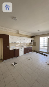 Modern Apartment image 4