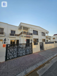 فيلا واسعة مع 5 غرف نوم image 1