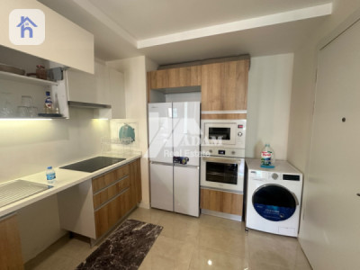Studio Apartment image 5