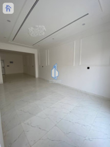 Cozy 4 Bedroom Family Home in Mahabad Image 4