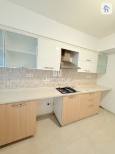 Cozy One-Bedroom Apartment in Erbil Image 3