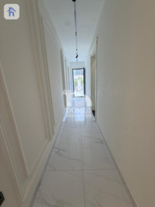 Luxurious Villa with 6 Bedrooms Image 20