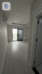 Spacious 2 Bedroom Apartment with Modern Design Image 7