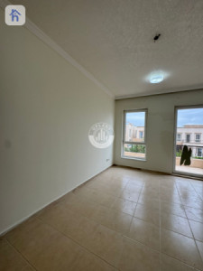 خانوویەکی فراوان بە 4 ژووری نوستن وێنە 6