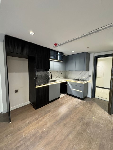 شوقەیەکی ئارام و یەک ژووری نوستن لەگەڵ دیمەنێکی نایاب