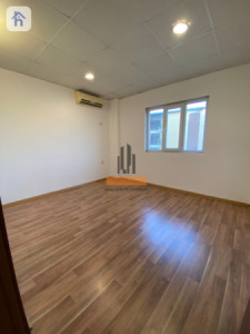 Spacious Apartment, 140m², 3 Bedrooms Image 4