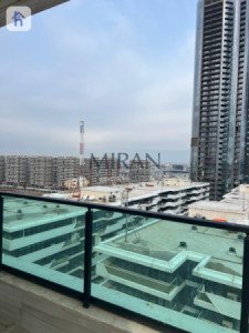 Modern Apartment in Star Towers Resim 7