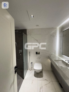 Studio Apartment image 9