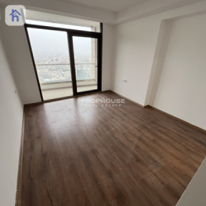 Modern 2 Bedroom Apartment with Stunning Views Image 3