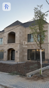 Modern House image 2