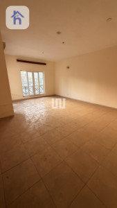 Spacious Villa with 4 Bedrooms Resim 8