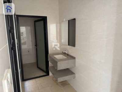 Spacious Home in Slava City 2 Image 4