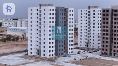 Apartment (2nd floor) image 1