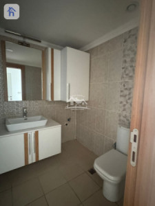 Modern Apartment in a Prime Location image 8