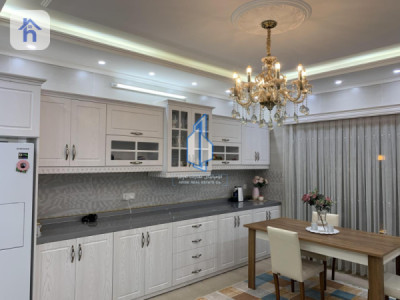 Spacious 5 Bedroom House in Hawlery Nwe Image 8